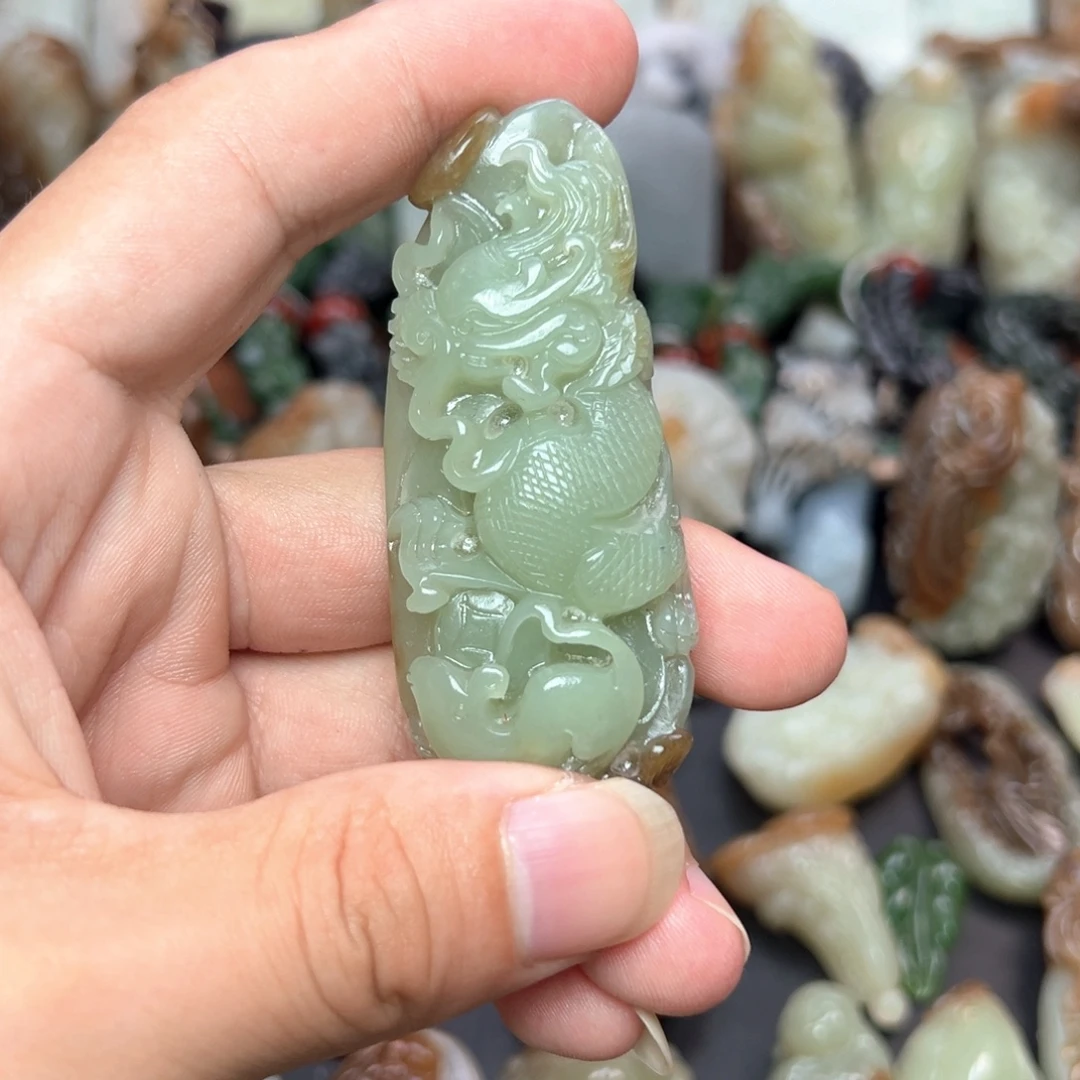 和田玉未镶嵌挂件