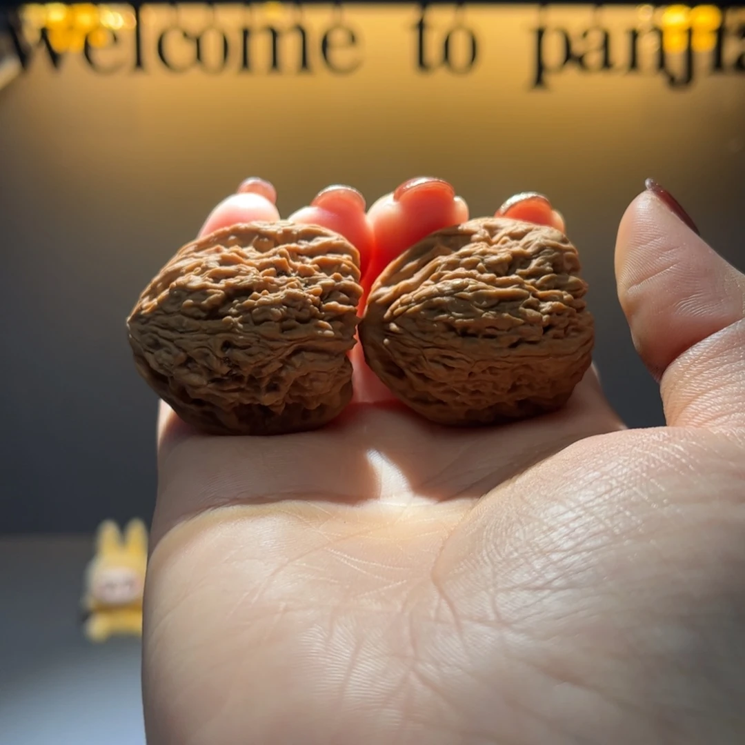 D***n文玩核桃吊坠南将