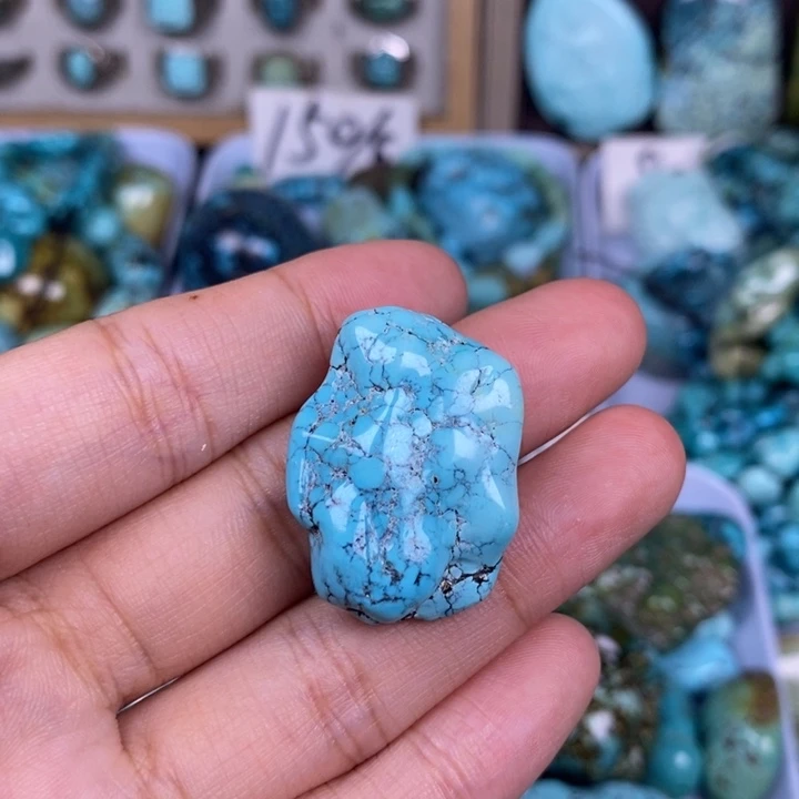 未镶嵌绿松石颈饰