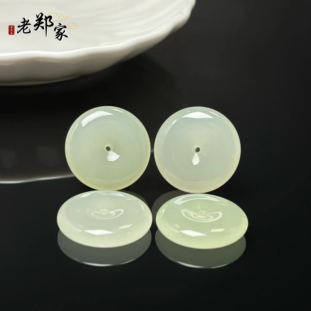 【老郑家】和田玉平安扣挂件 1438-1（多样性发1件)约24*6mm