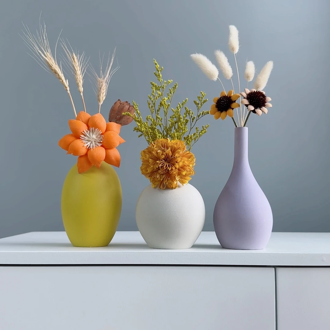 摆件陶瓷小花瓶摆件含花总高约20-30cm