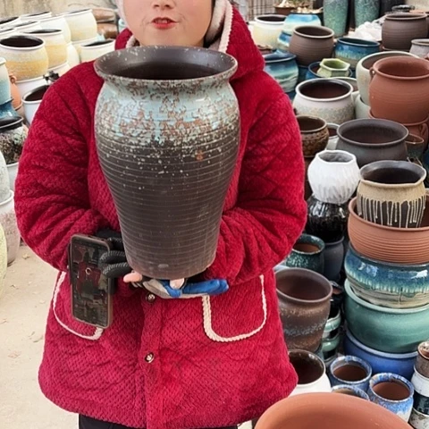 口20高32瑕疵盆子。