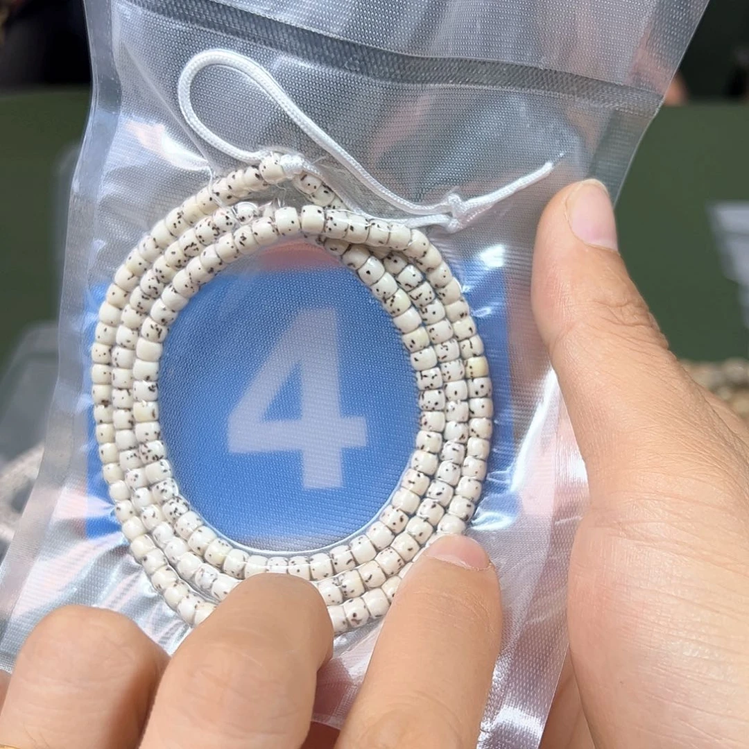 星月菩提吊坠原白108。54尺寸。4