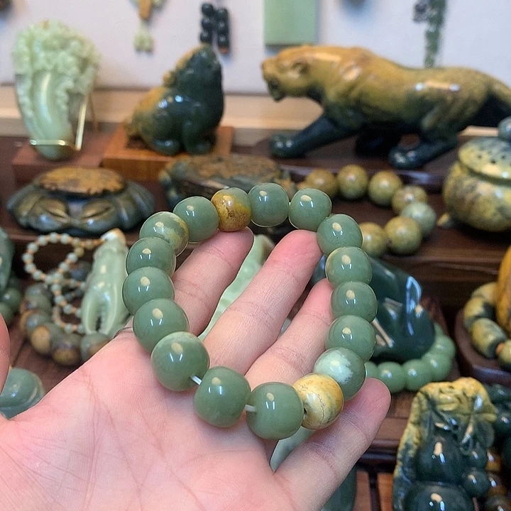 @***生岫岩河磨玉（透闪石质玉）未镶嵌把件