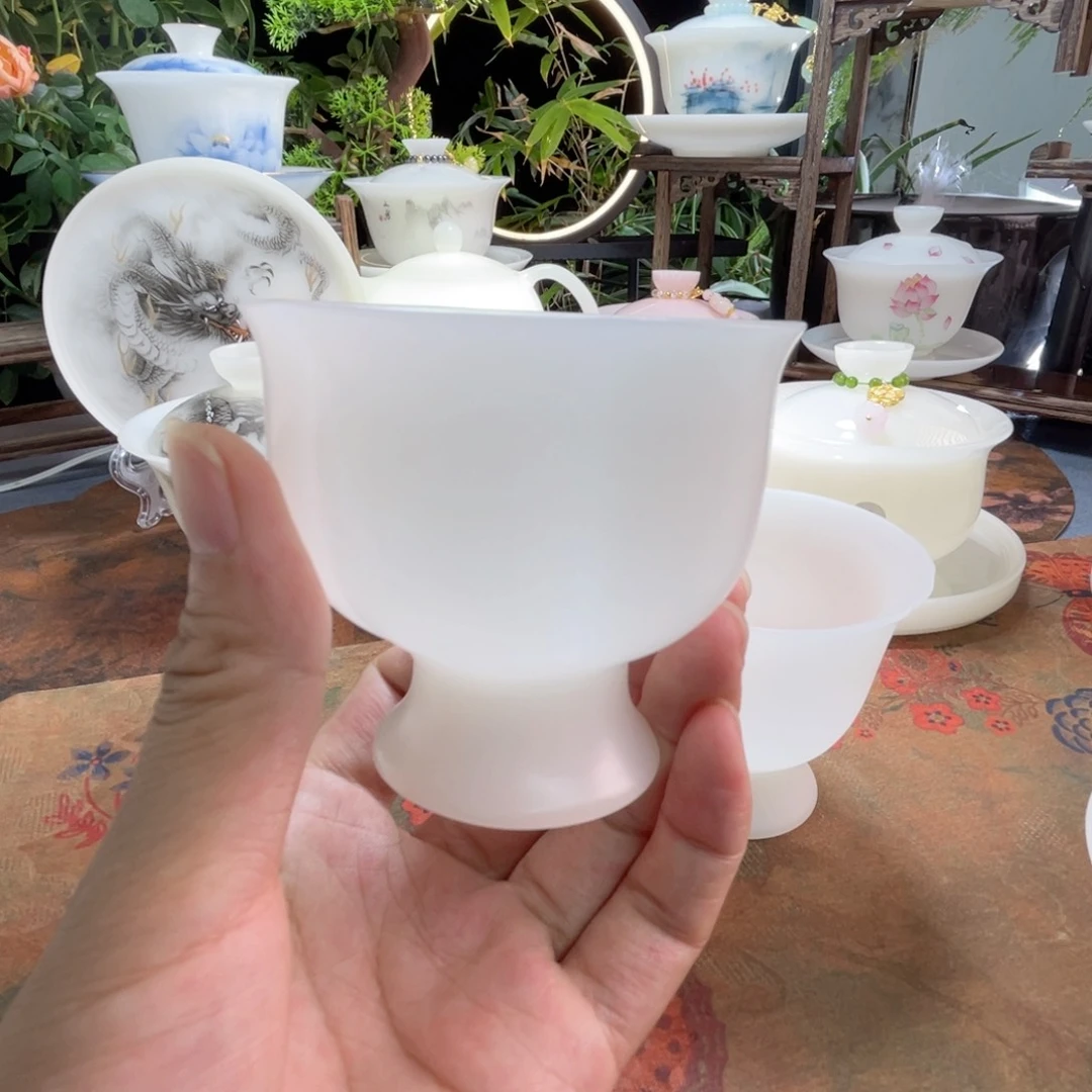 冰晶饶玉高足花口杯