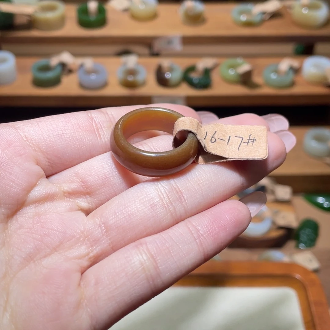 和田玉戒指未镶嵌红**啊17.9