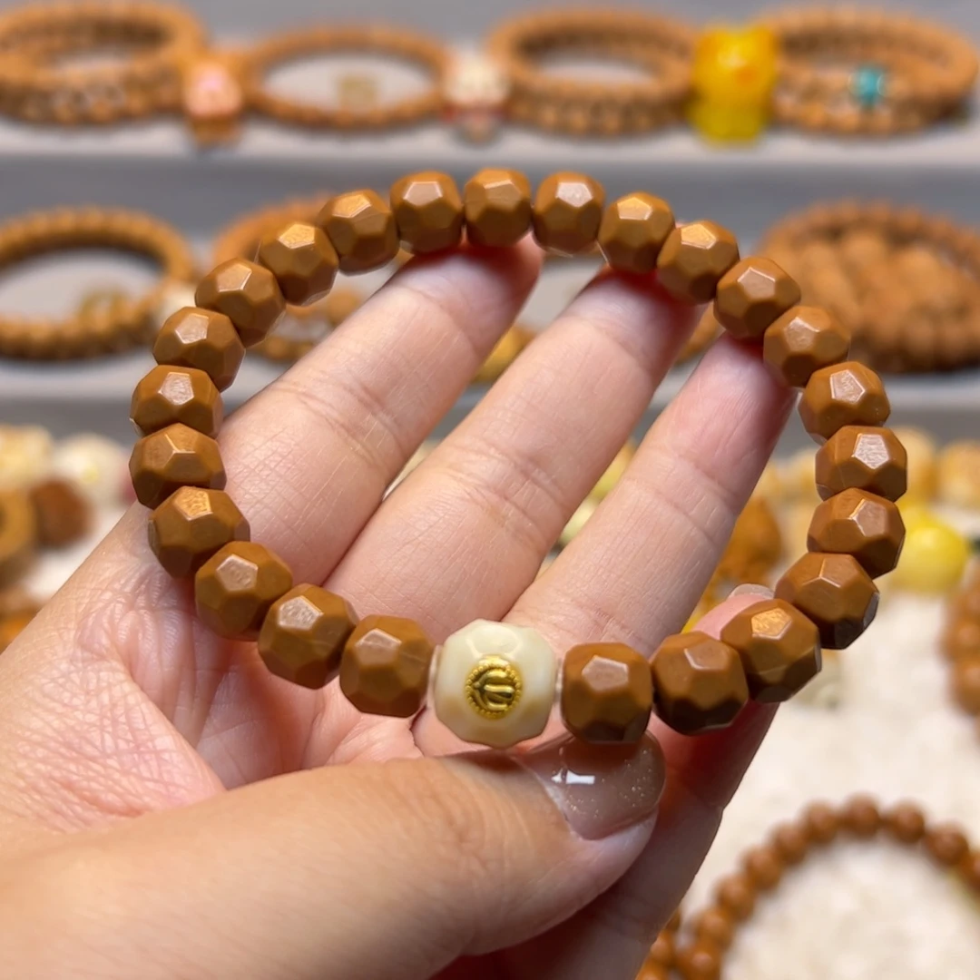 手串猴头核桃9.8魔方福利