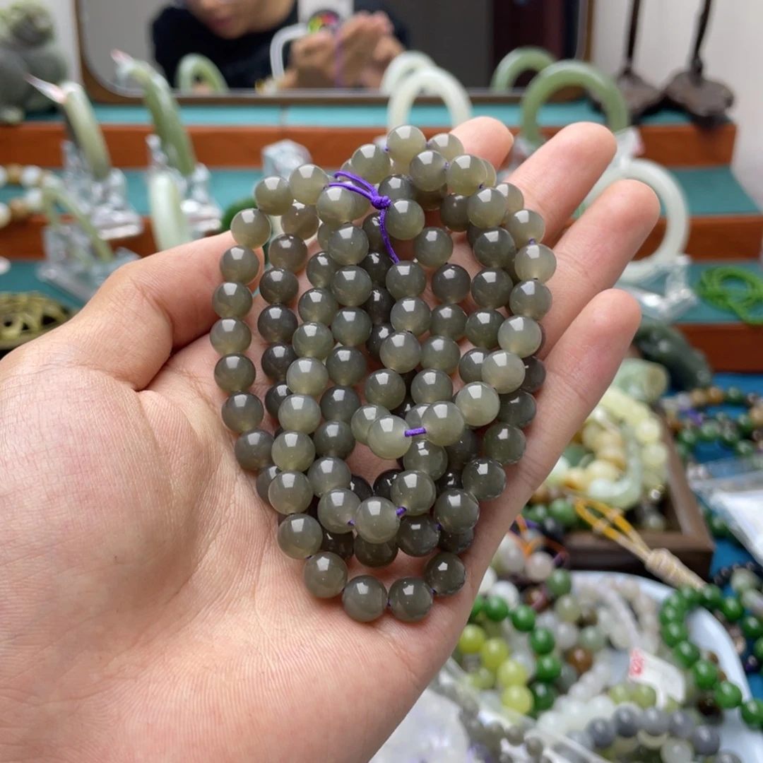 爱***姐未镶嵌手链和田玉
