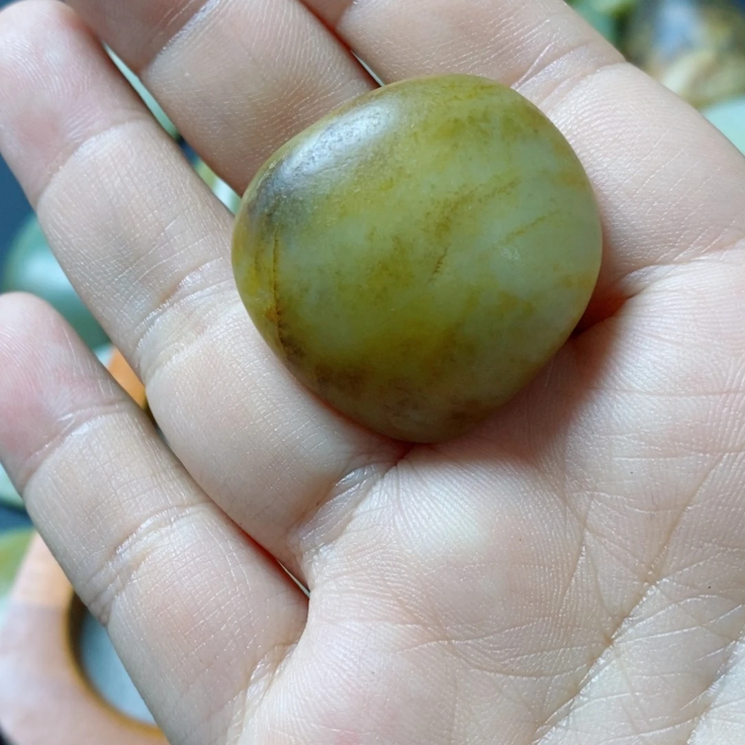 懂****和田玉未镶嵌挂件