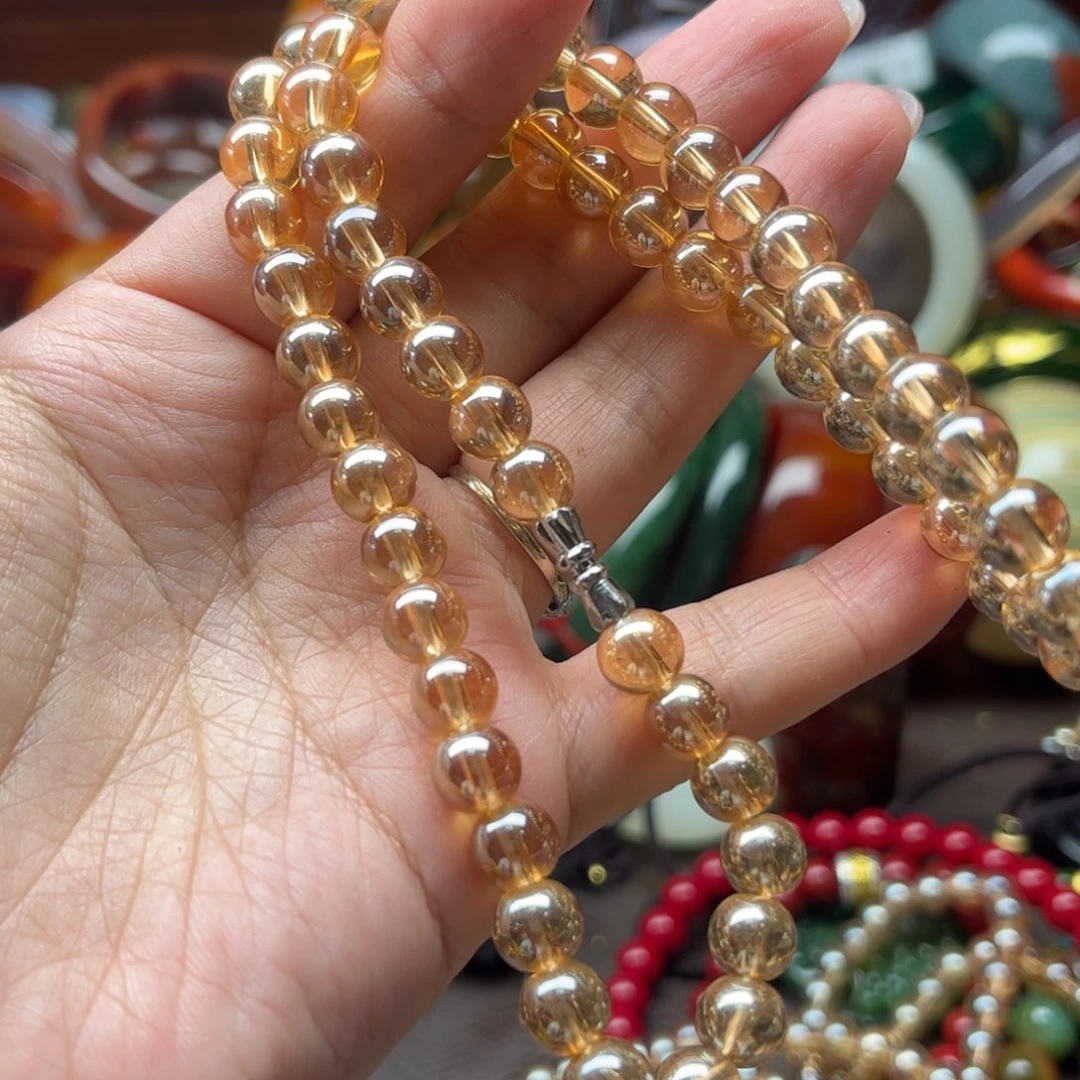 石英质玉未镶嵌颈饰