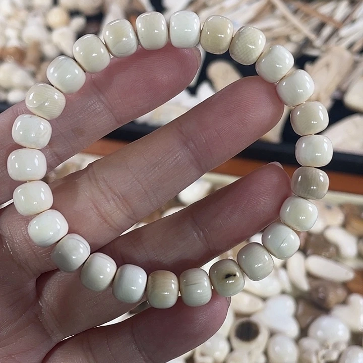 泥塑不打孔联系客服