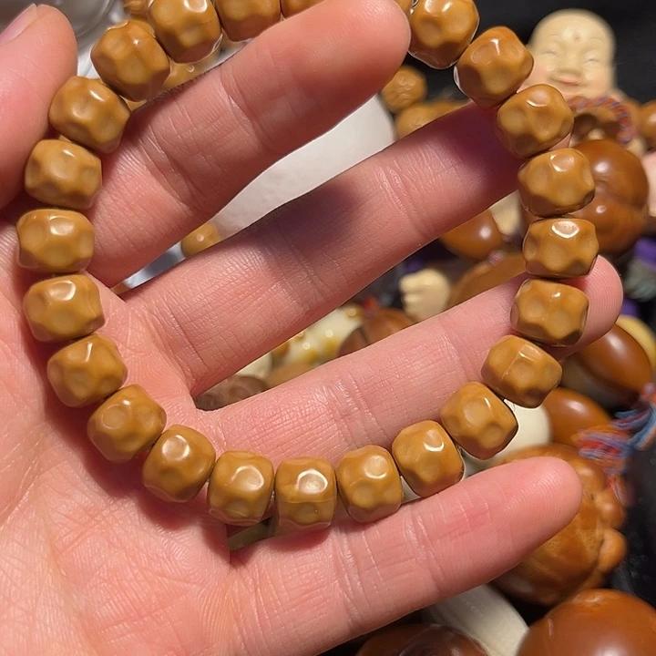 橄榄核手串/手链猴头奶酪