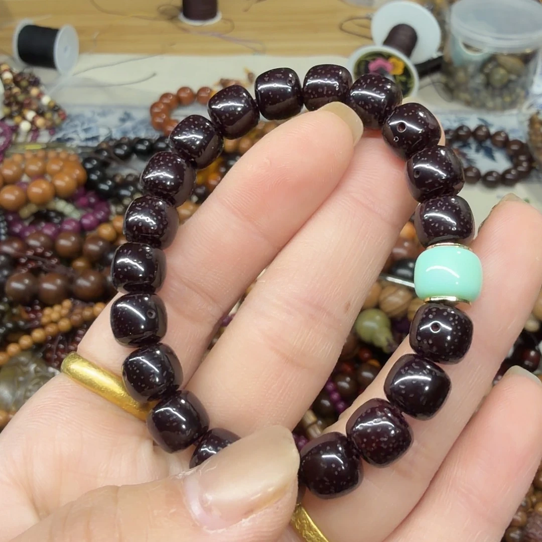 无事牌维腊木（绿檀）