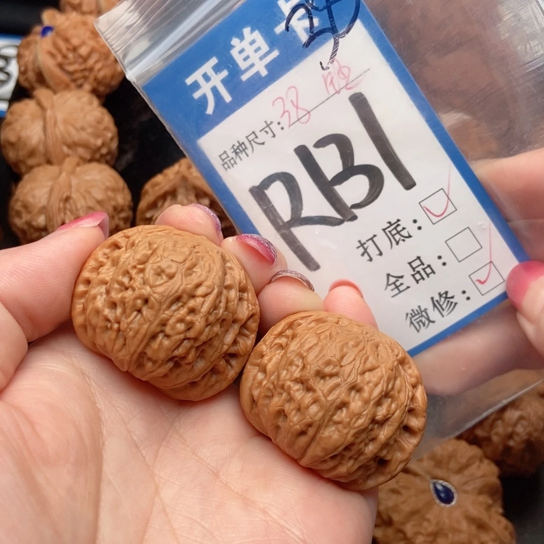 吊坠桃核核桃铁锤妹妹