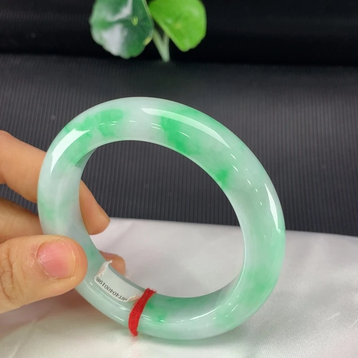 翡翠手镯未镶嵌正圈54