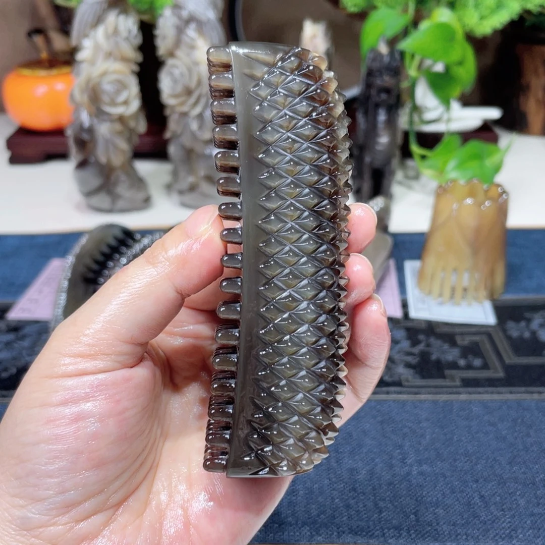 白水黑金刚砖石莲蓬