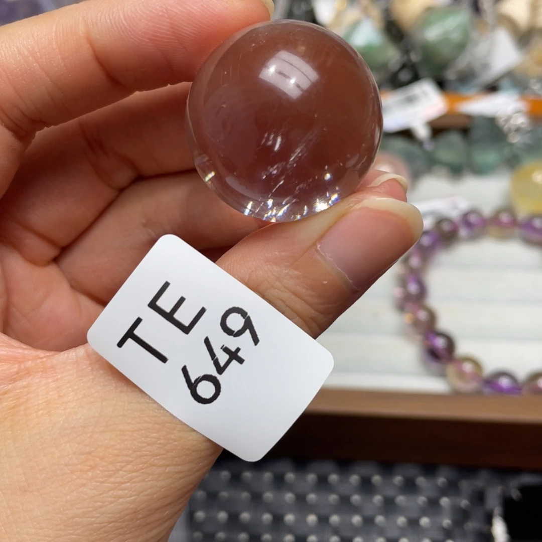 未镶嵌颈饰水晶摆件