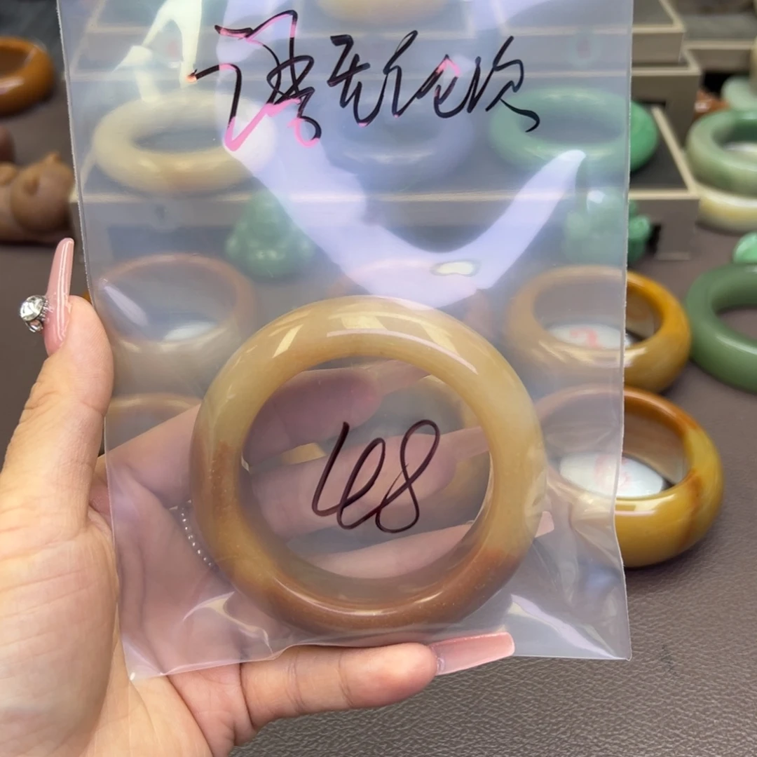 未镶嵌手镯石英岩玉语**次