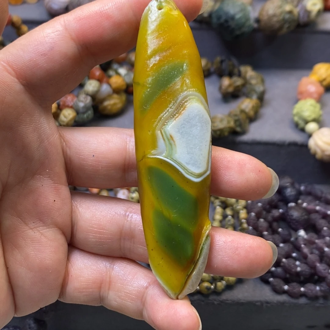合金颈饰玛瑙/玉髓