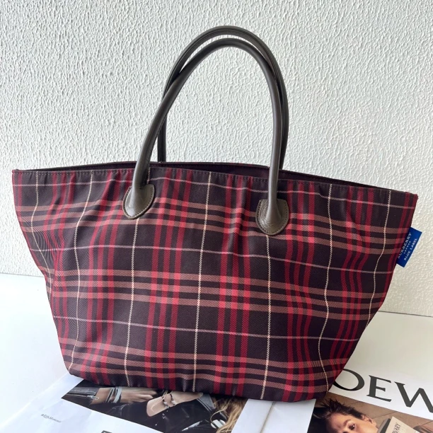 95新 BURBERRY/博柏利 XM/休闲红棕格纹Tote手提包FYZG03429750特