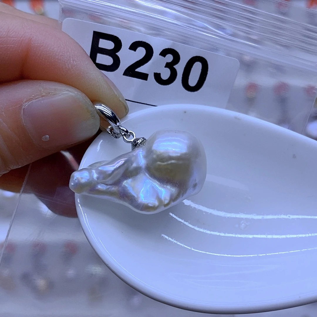 颈饰未镶嵌淡水珍珠