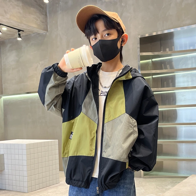 安踏官方旗舰店男童外套春秋款2025新款男孩休闲冲锋衣联名佩湘相