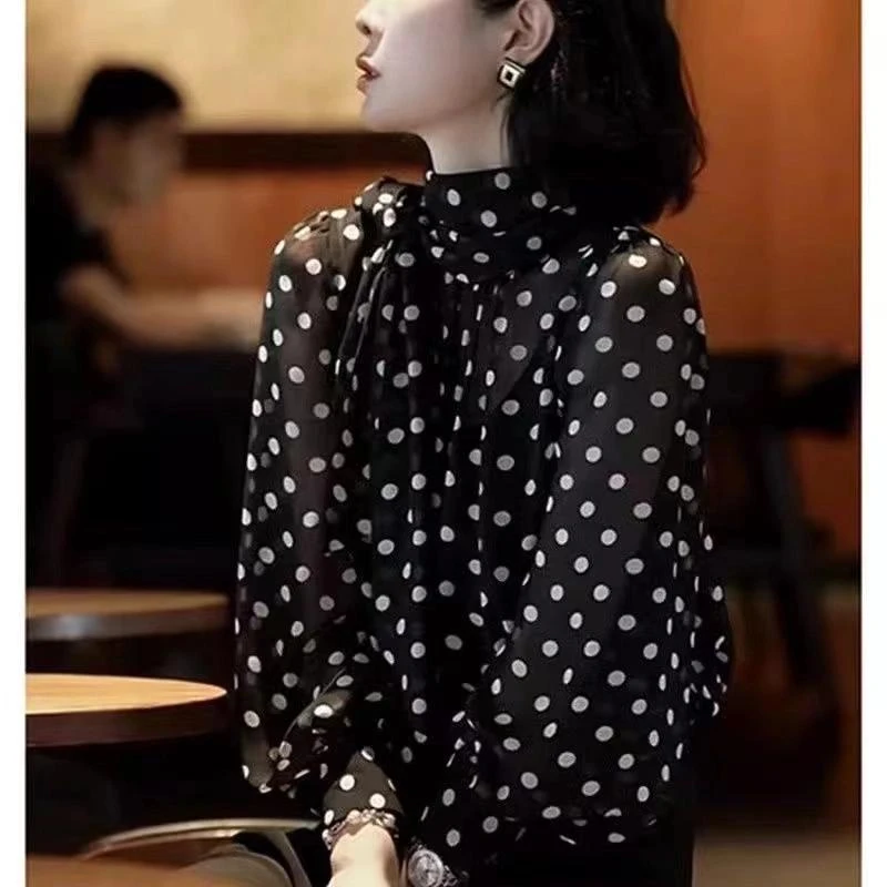 【店铺热销】黑色波点衬衫女春季新款洋气气质港风通勤高级感轻奢
