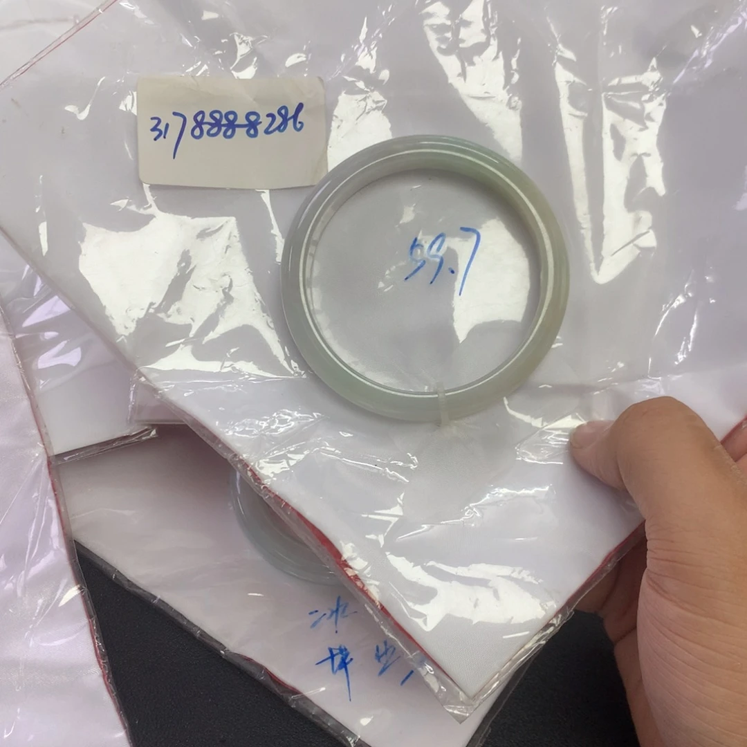 翡翠未镶嵌手镯天然缅甸翡翠