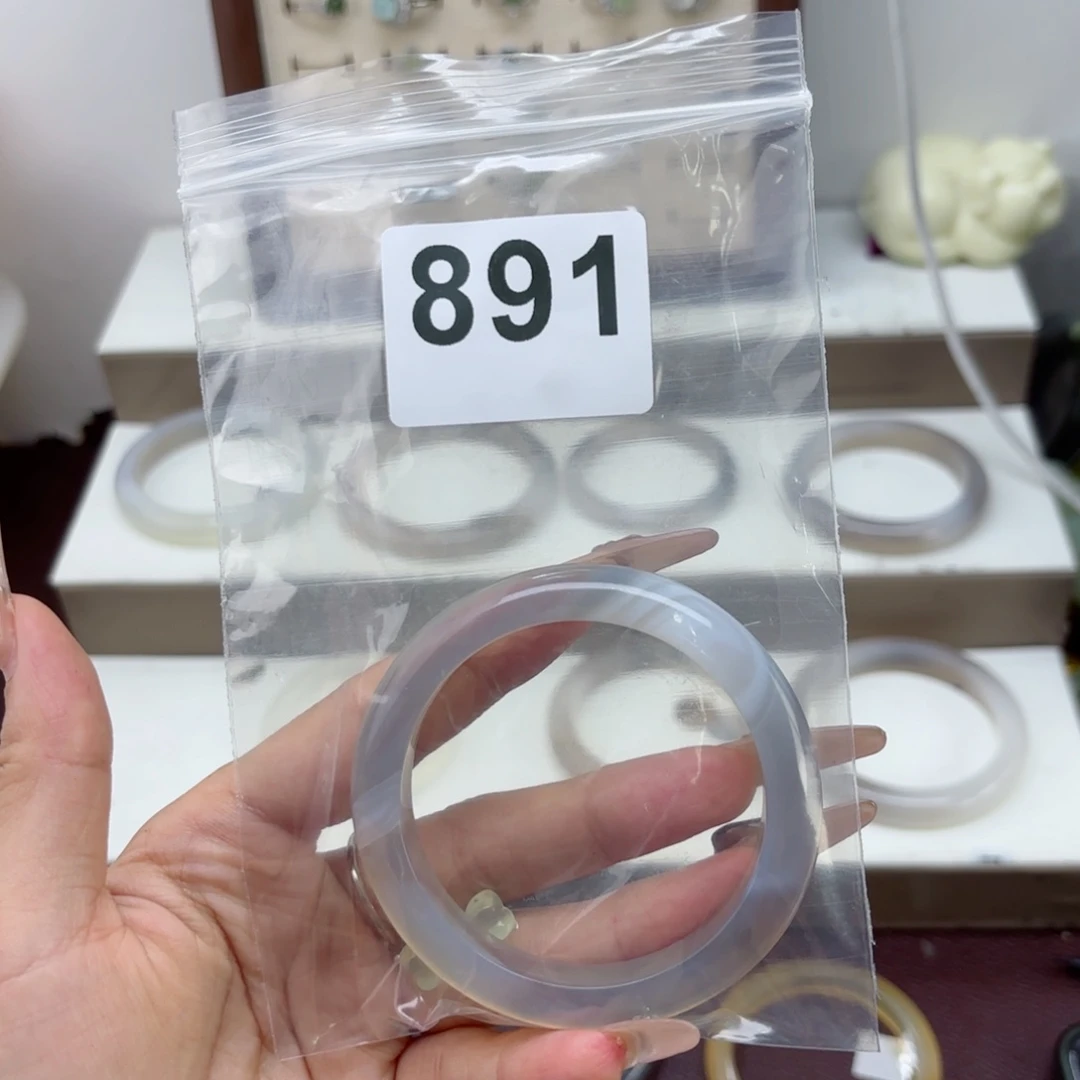 蛇纹石玉未镶嵌手镯钮****卷