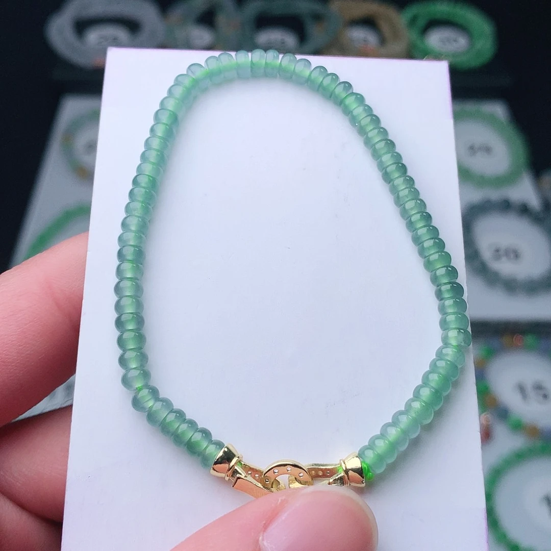 翡翠手串未镶嵌翡翠