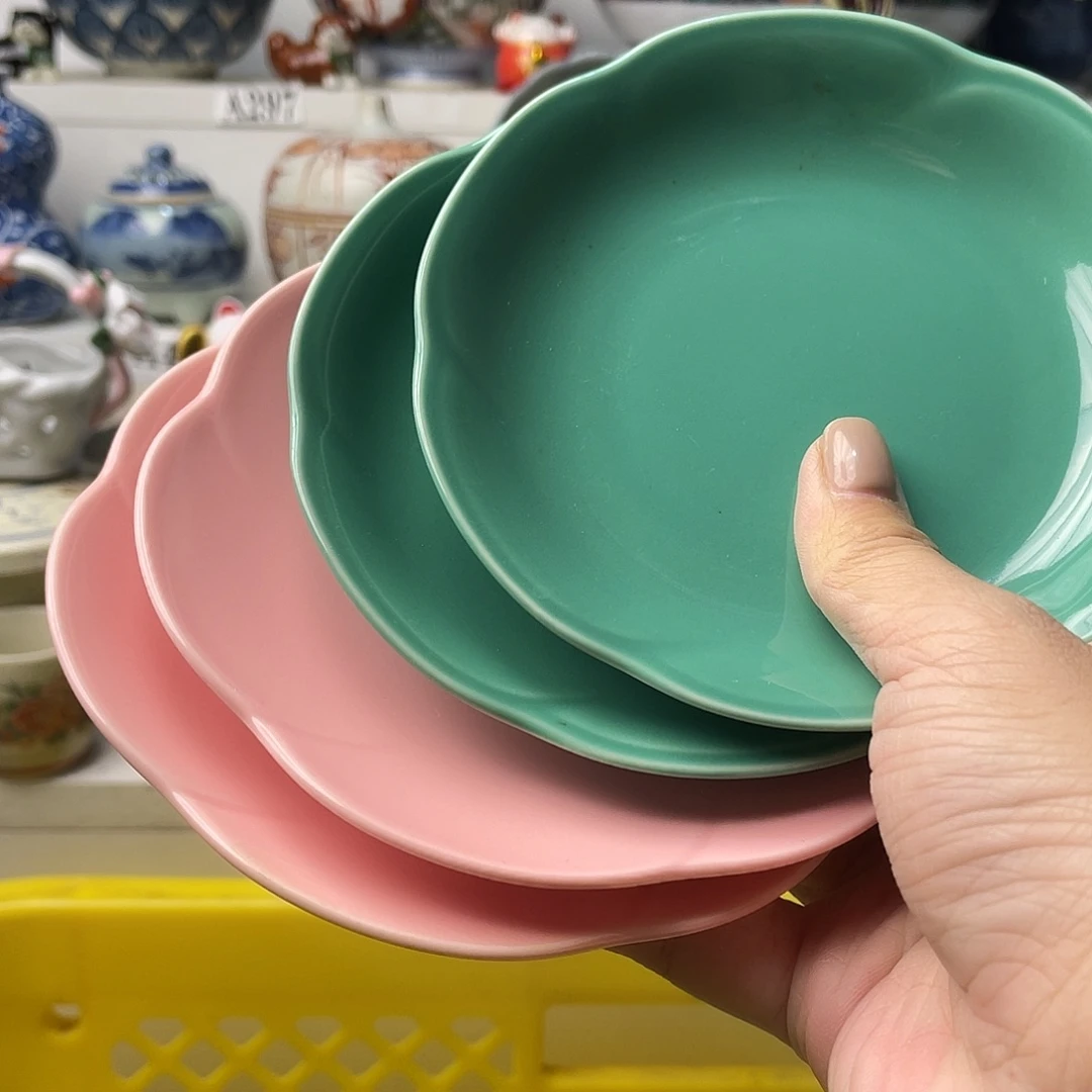 瓷片h***n哈哈哈我真的不喜欢这样