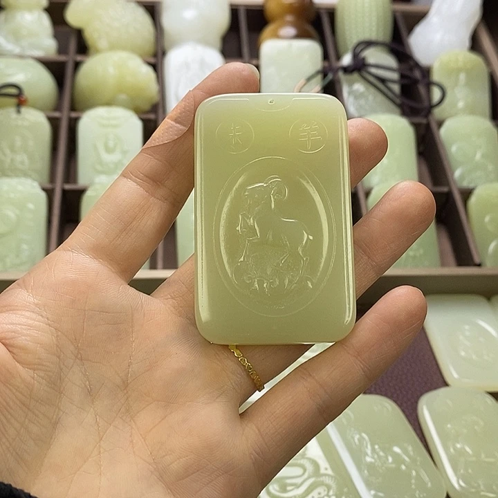 昆仑石双面守护羊