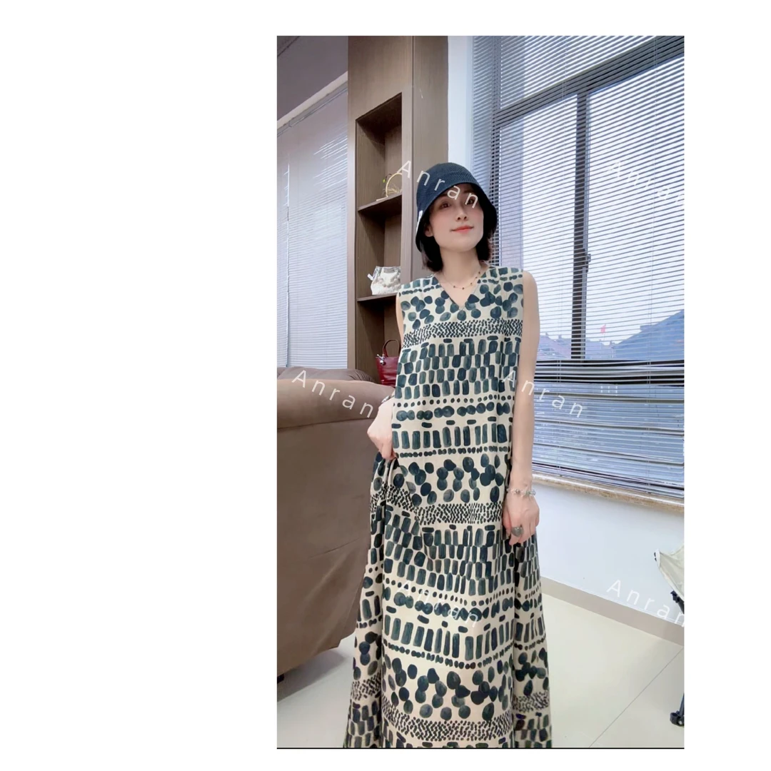 【安然】夏季薄款V领宽松显瘦波点设计师风长款旅游度假连衣裙3510