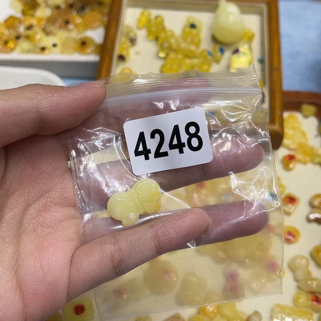 琥珀未镶嵌裸石蜜蜡