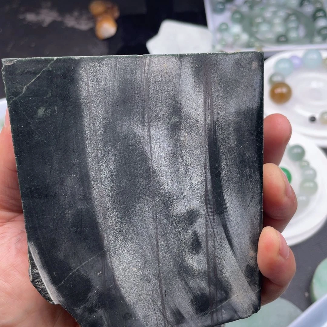 定制翡翠未镶嵌汽****者