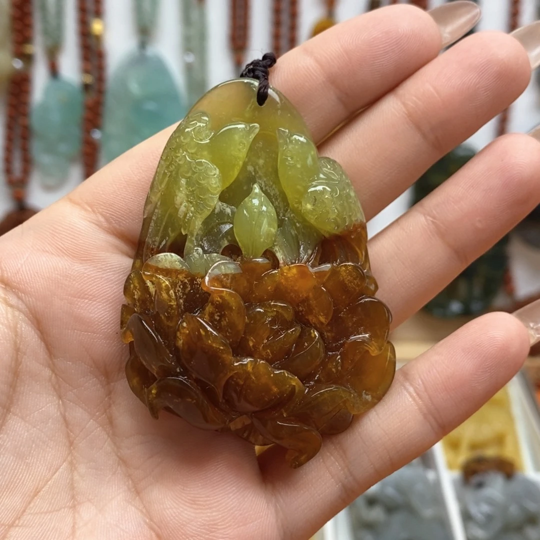 未镶嵌蛇纹石玉颈饰
