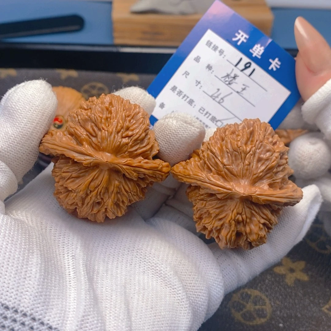 桃核吊坠文玩核桃