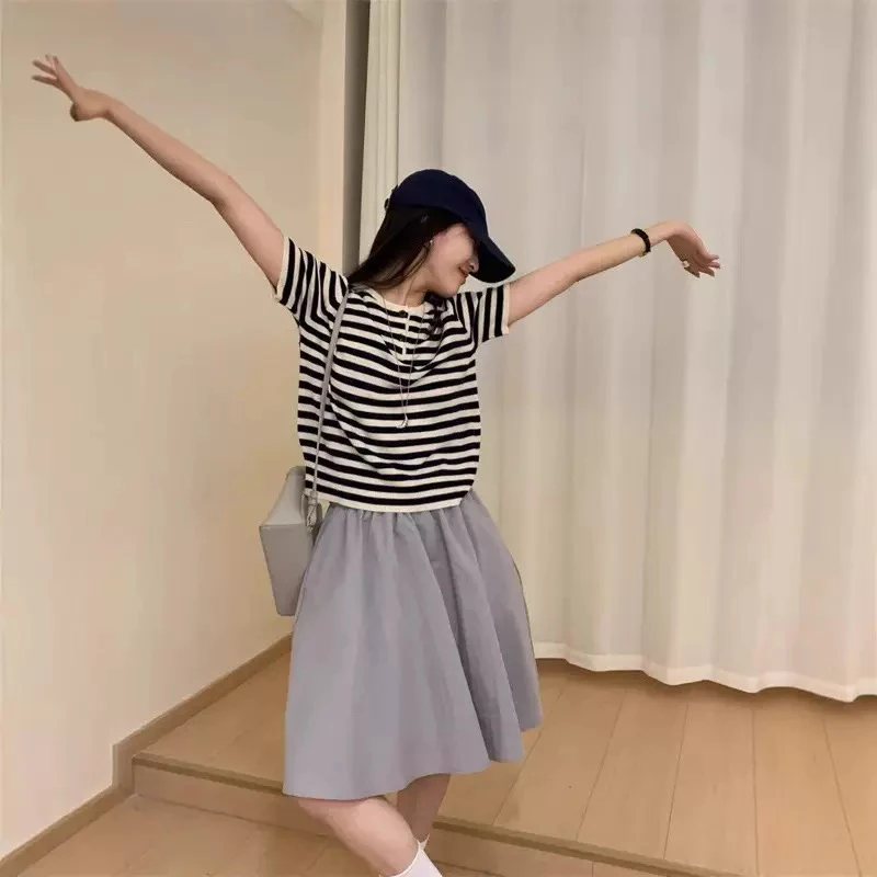 圆领通勤风格子短袖T恤条纹宽松型普通款（不退不换）