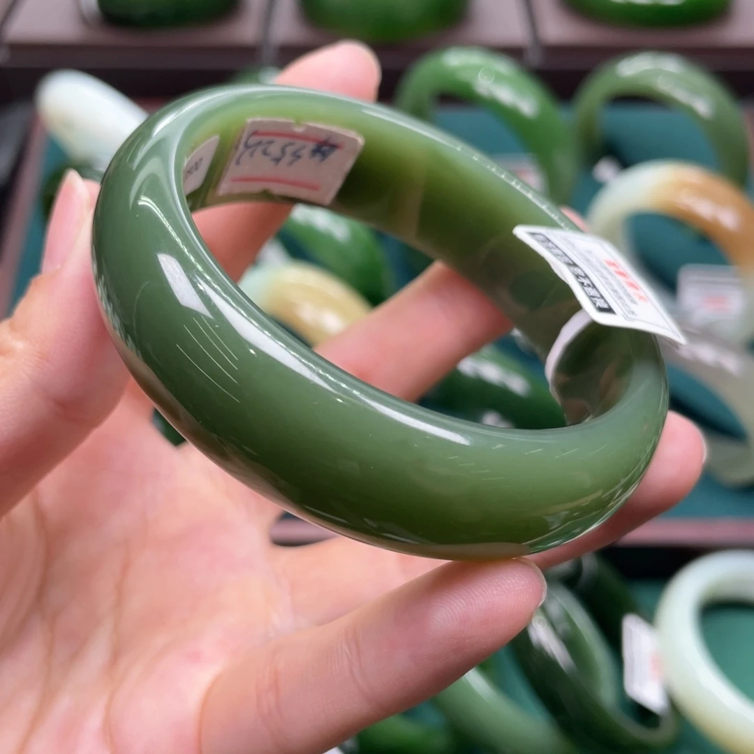 和田玉（碧玉）未镶嵌手镯59