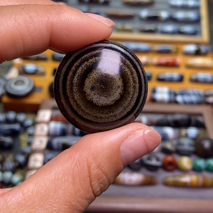 未镶嵌玛瑙/玉髓珠宝半成品王****廿