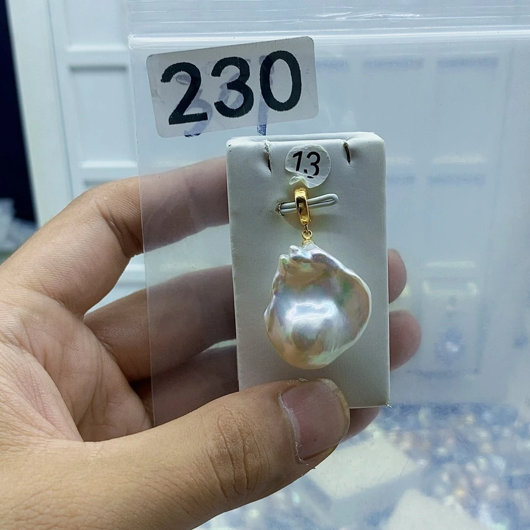 淡水珍珠合金颈饰