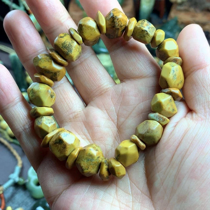 吊坠(赠链)未镶嵌岫岩河磨玉（透闪石质玉）可**天