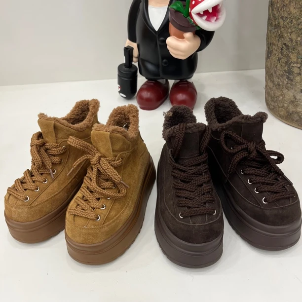 新款厚底加绒女士冬季休闲百搭增高雪地靴女3013-22