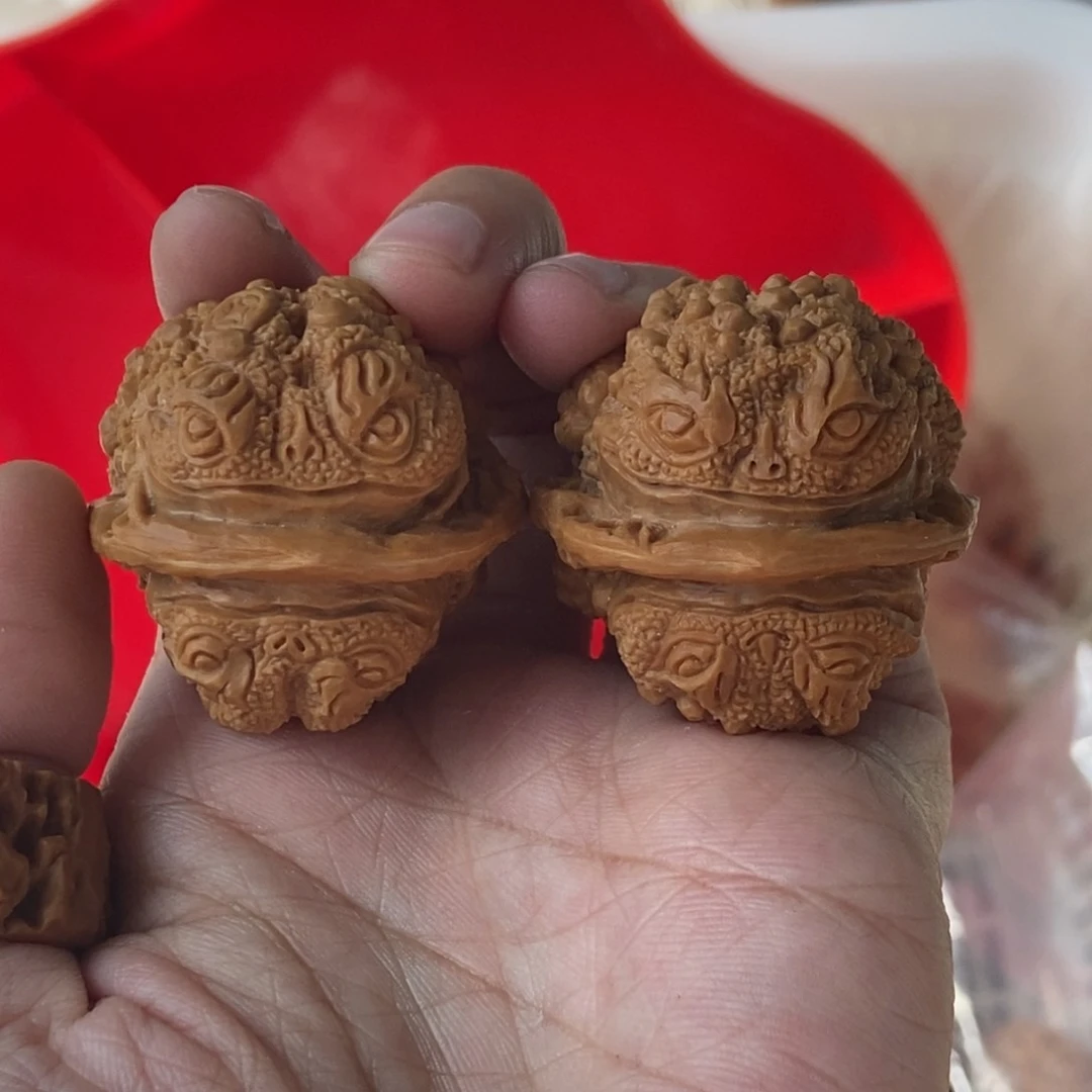 桃核吊坠姚*财雕刻金蟾36尺寸