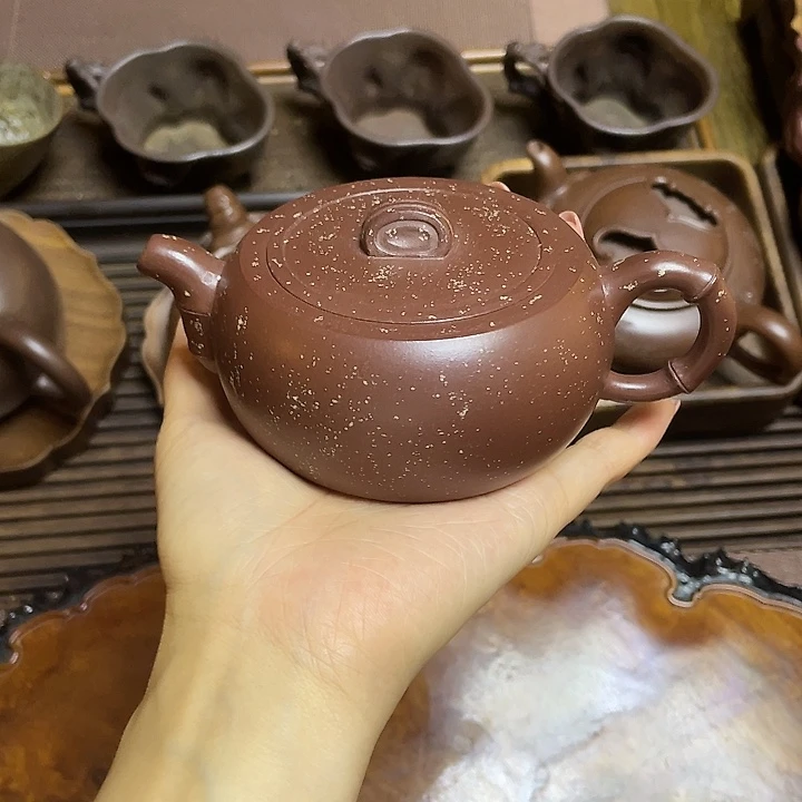 茶壶紫砂全手工打造