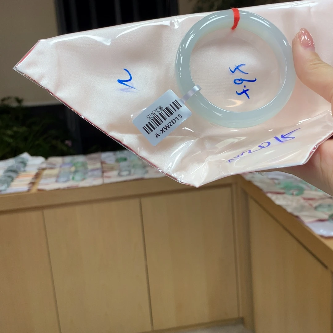 未镶嵌手镯翡翠不退不换
