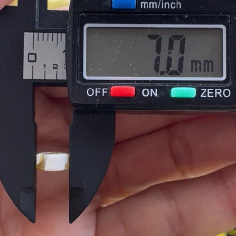 【闪购商品】未镶嵌蜜蜡裸石神*的6号