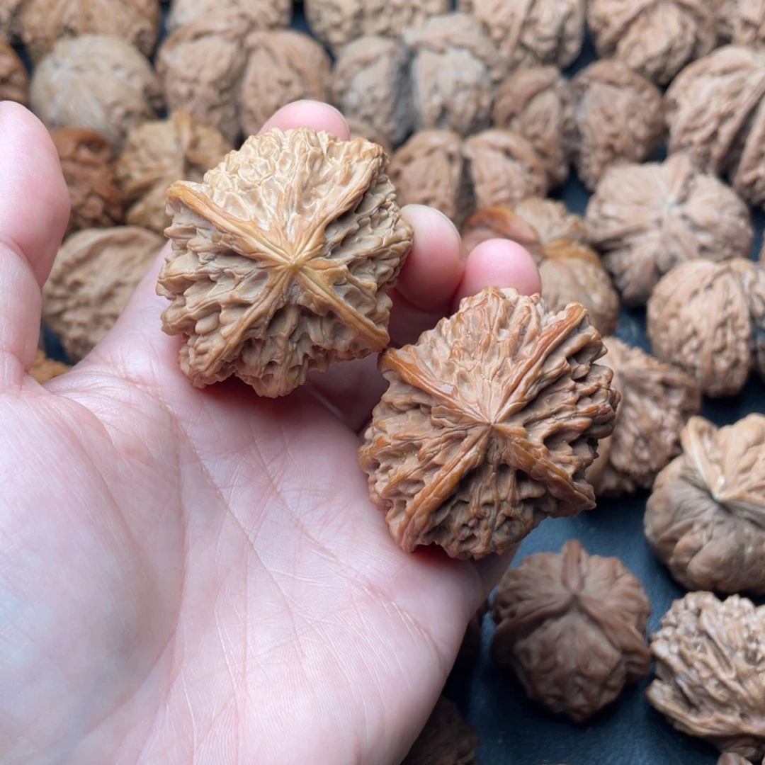 把件文玩核桃48野牛四棱