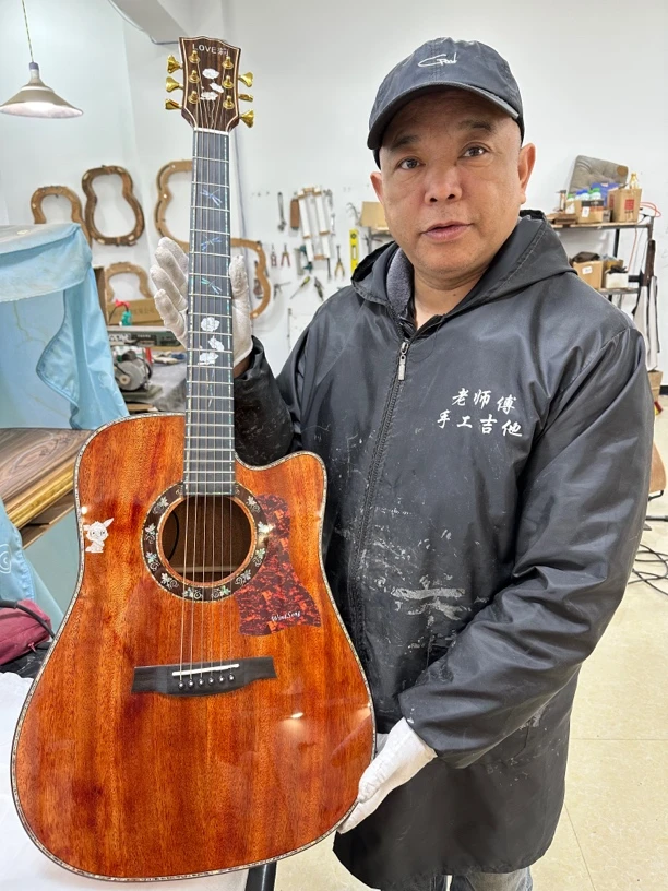 老师傅定真正手工吉他全单吉他民谣电箱单板指弹吉他左手旅行定做