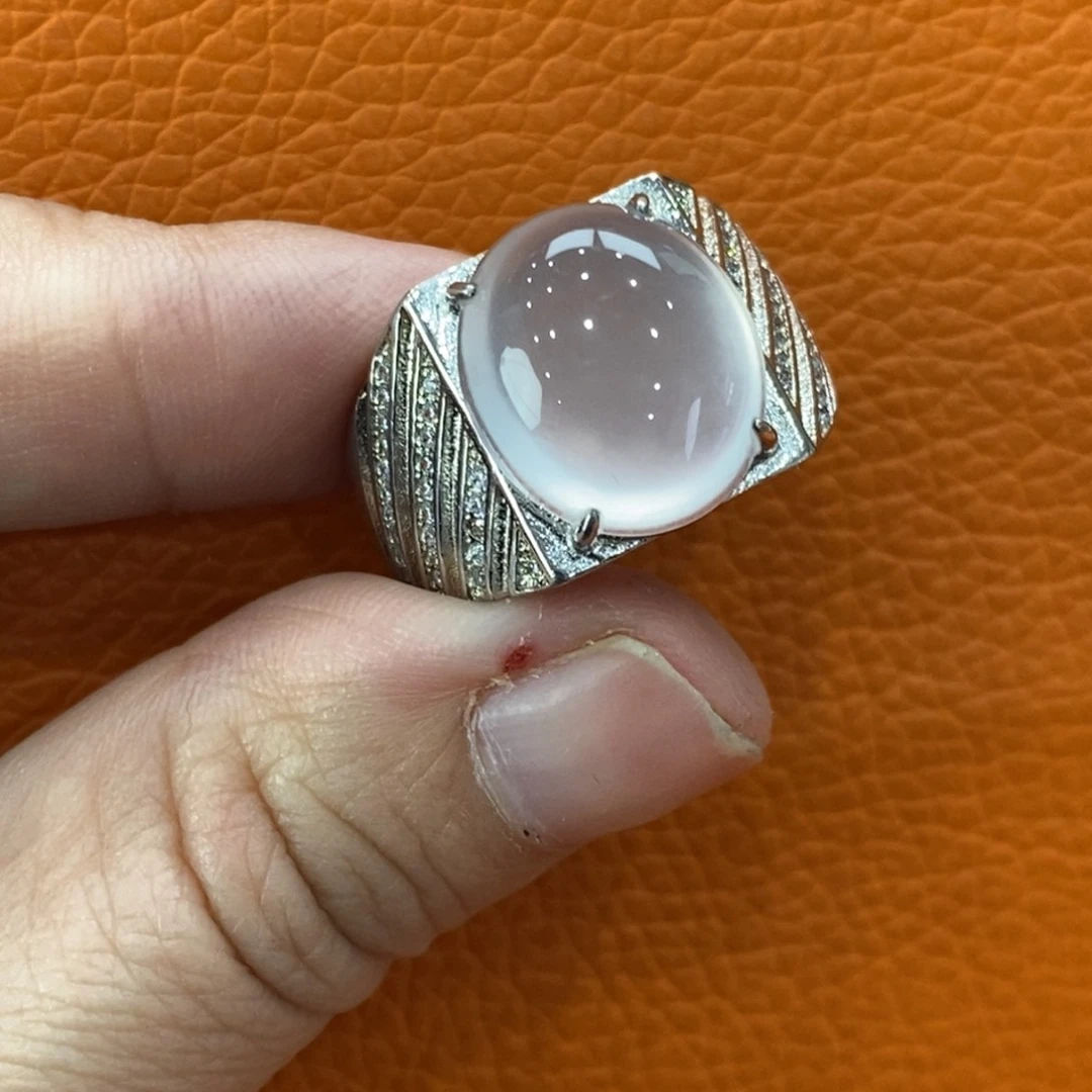 石英质玉吊坠(不含链)合金